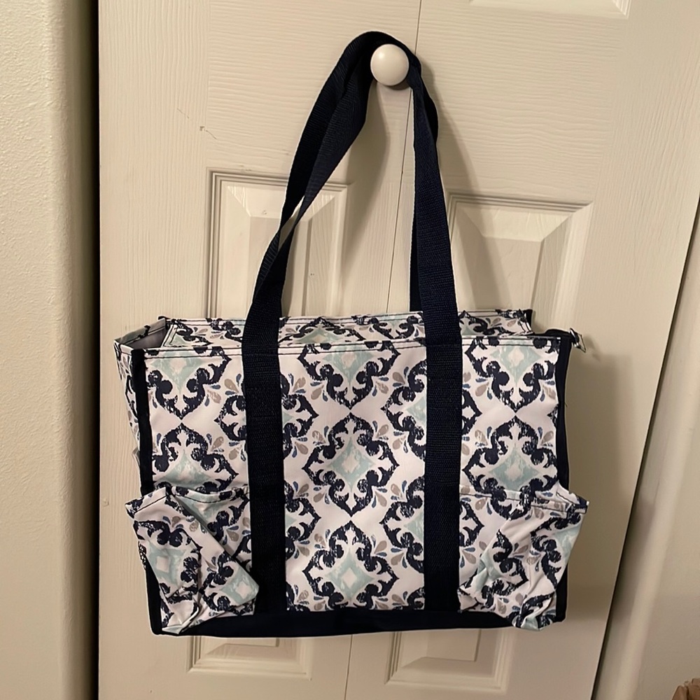 Thirty-one Zip Utility tote